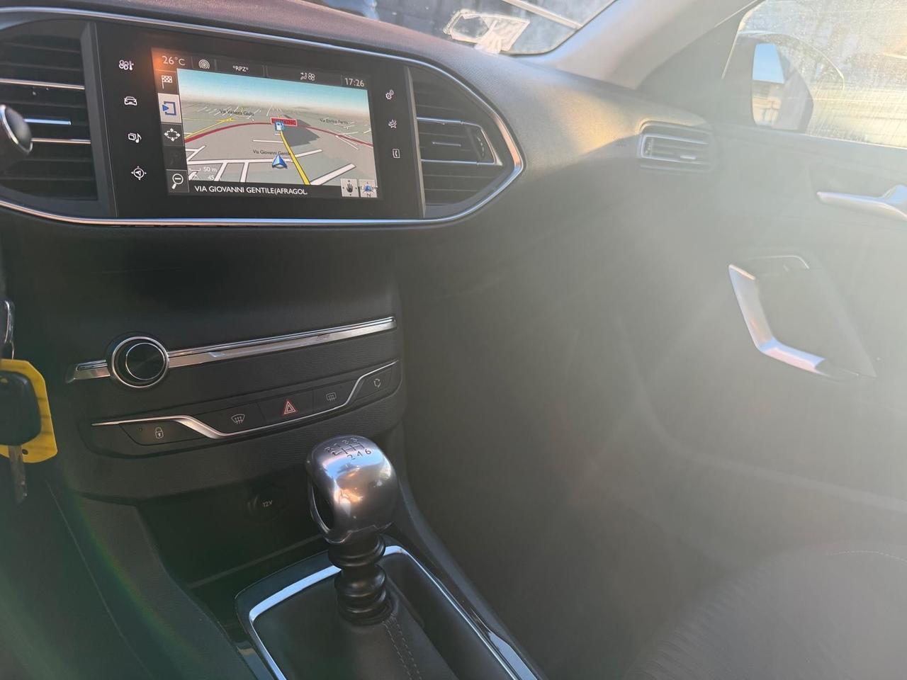 Peugeot 308 BlueHDi 120 S&S SW Allure
