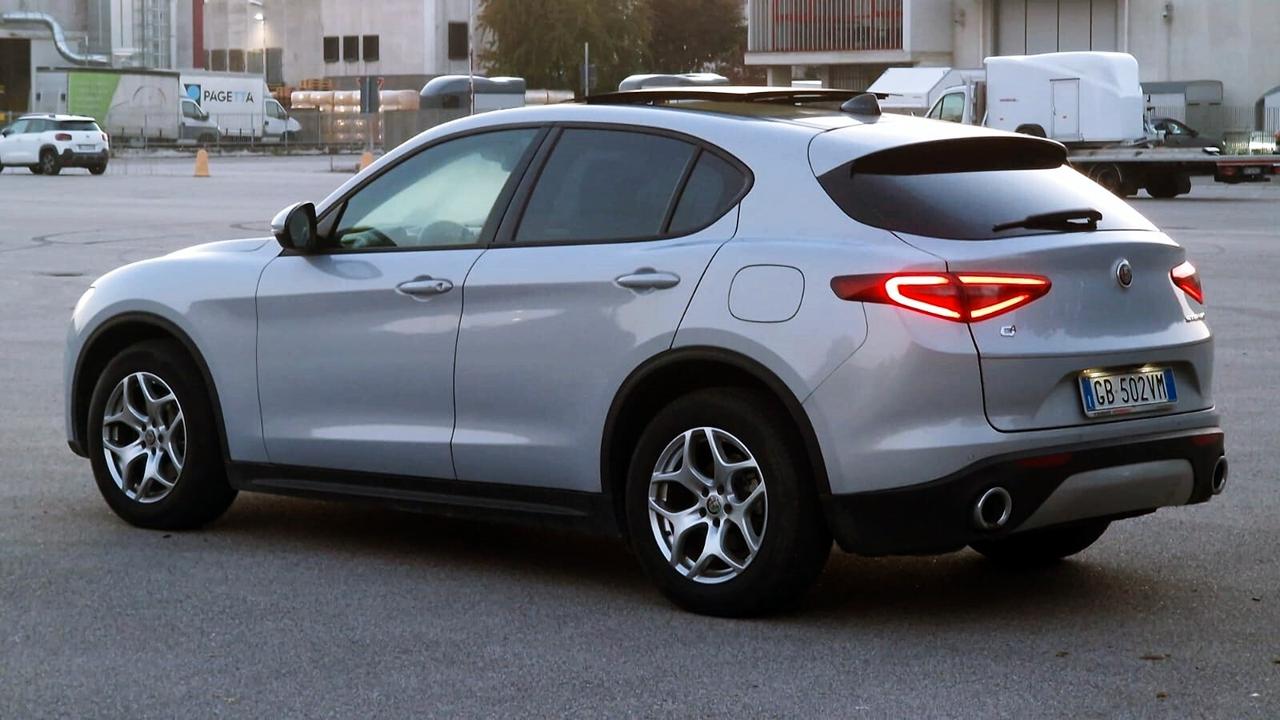 Alfa Romeo Stelvio 2.2 Turbodiesel 190 CV AT8 Q4