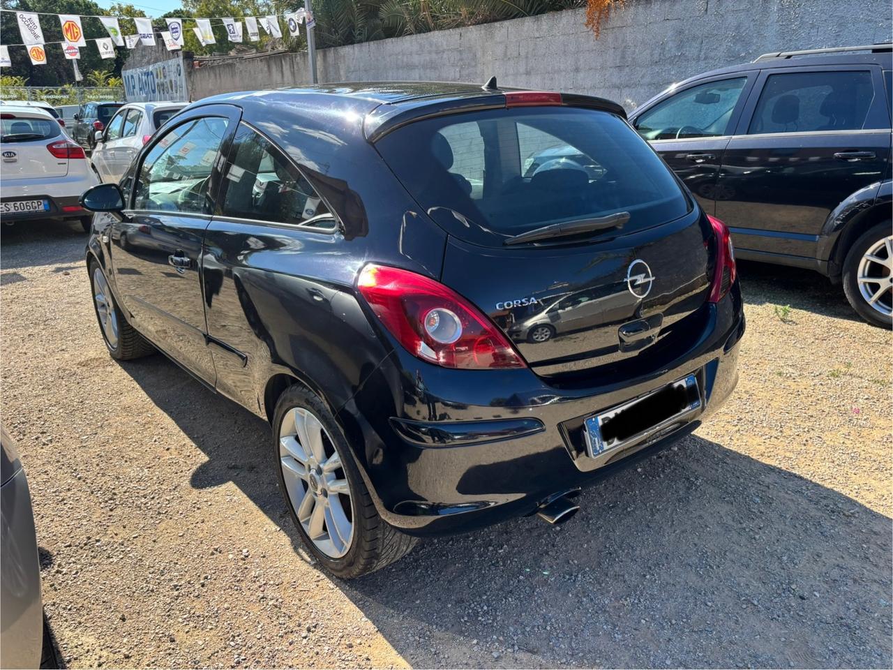 Opel Corsa 1.2 3 porte Club