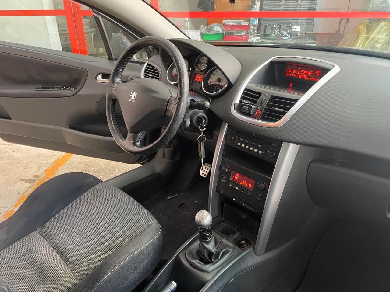 Peugeot 207 1.6 HDi 110CV CC Féline UNICO PROPRIETARIO!!!