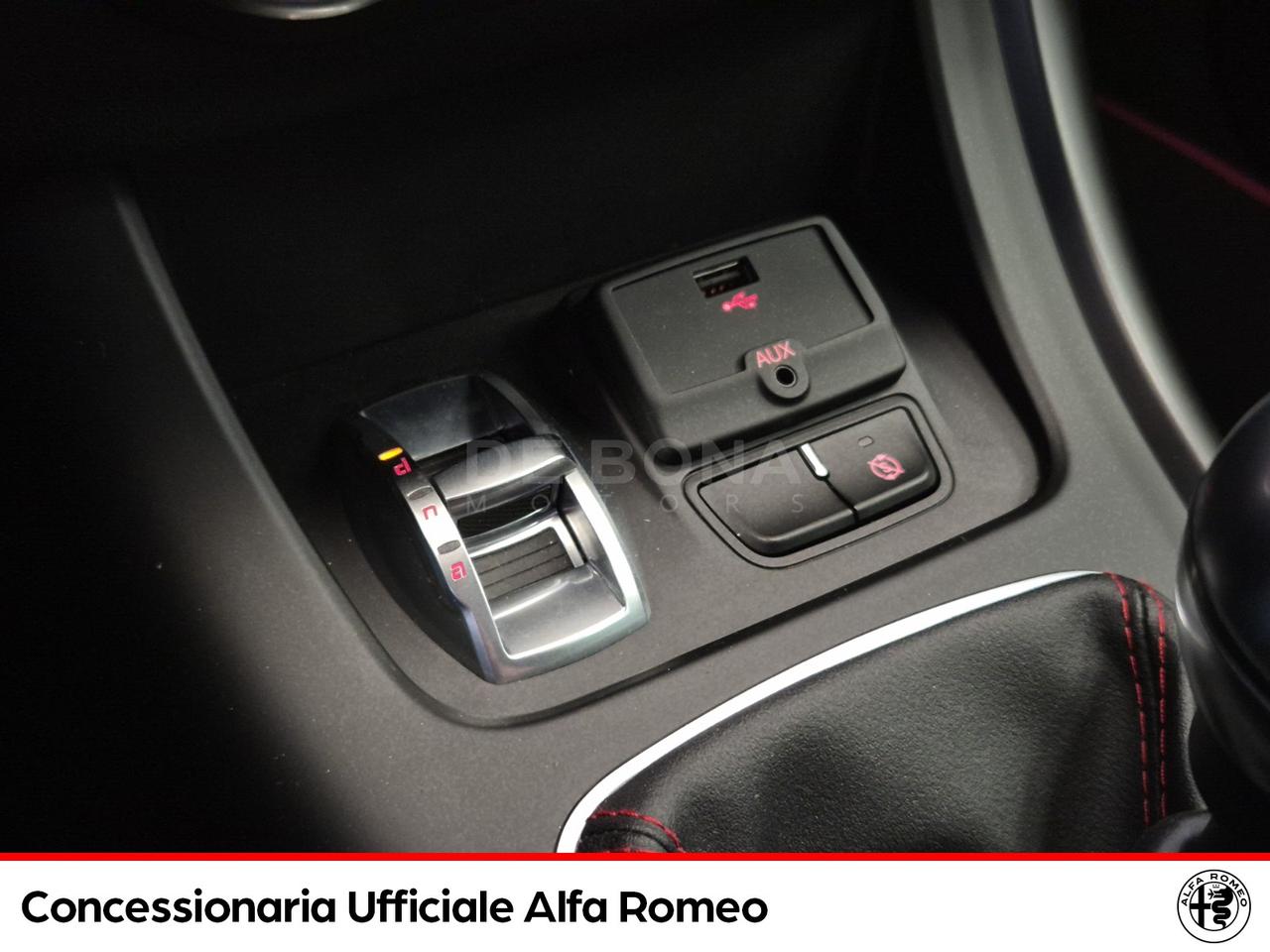 Alfa Romeo Giulietta 1.4 t. distinctive 120cv e6