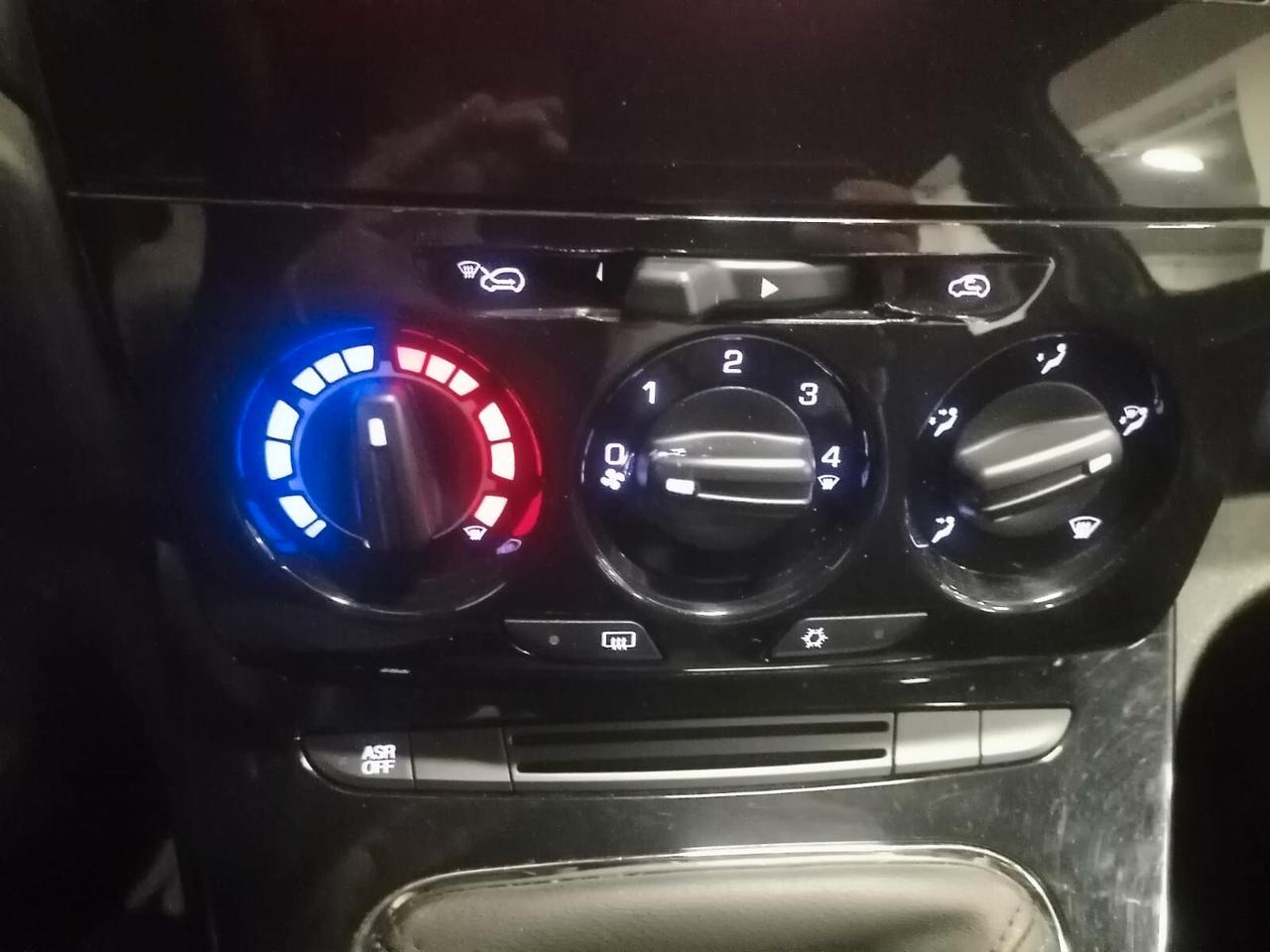 Lancia Ypsilon 1.2 69 CV 5 porte Gold Platinum