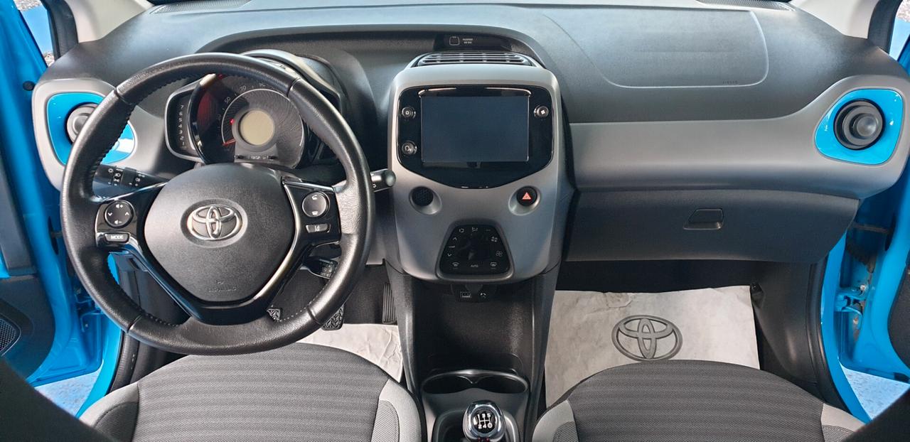 TOYOTA AYGO 1.0 BENZINA ANNO 2019 OK NEOPATENTATI E/6