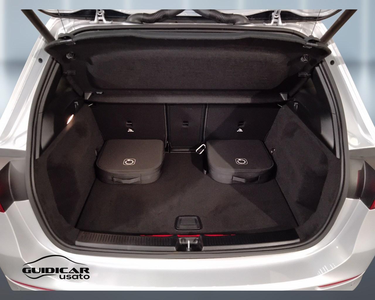 Mercedes-Benz Classe B - W247 2023 - B 250 e phev AMG Line Advanced Plus auto