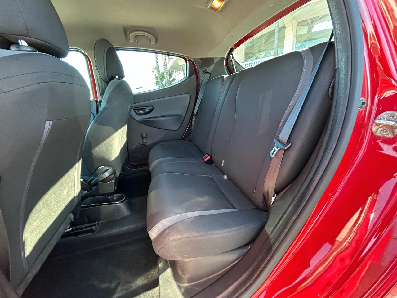 Lancia Ypsilon 1.2 Silver 69cv