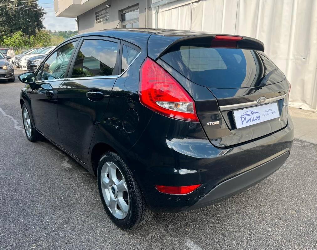 Ford Fiesta 1.4 tdci + 5p