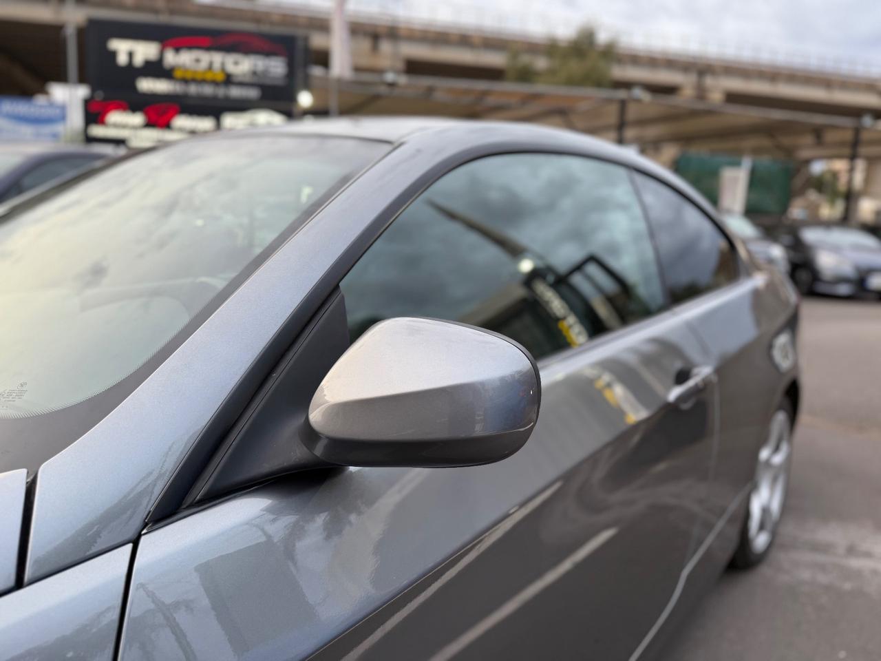 BMW serie 3 320d coupè - 2011
