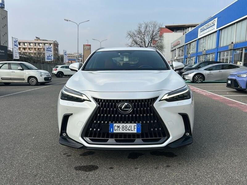 Lexus NX Hybrid Luxury 4WD