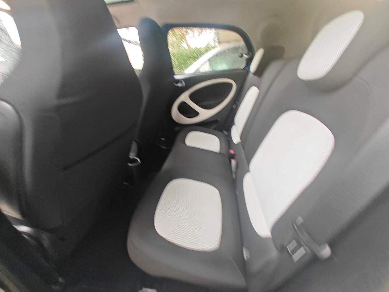 Smart ForFour 70 1.0 Passion