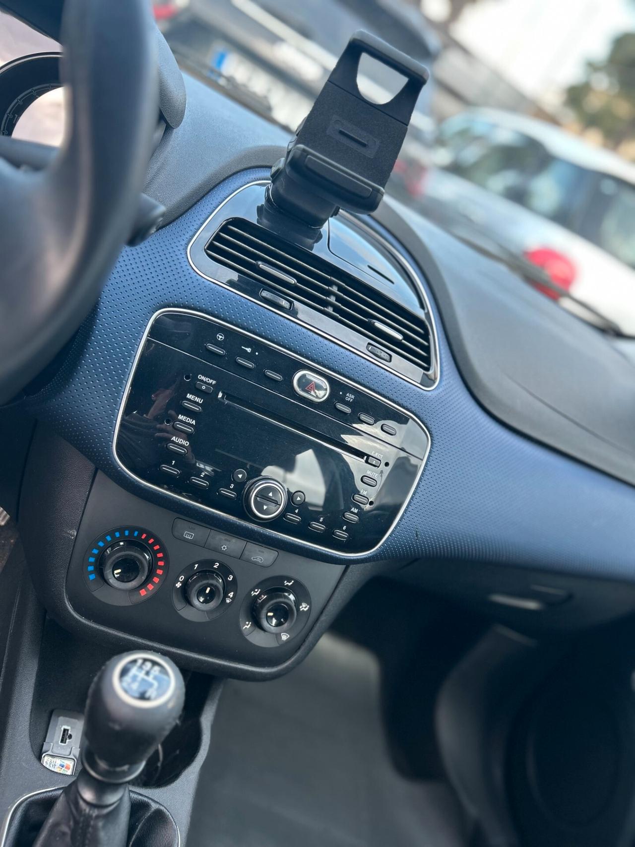 Fiat Punto Evo 1.4 5 porte Dynamic GPL