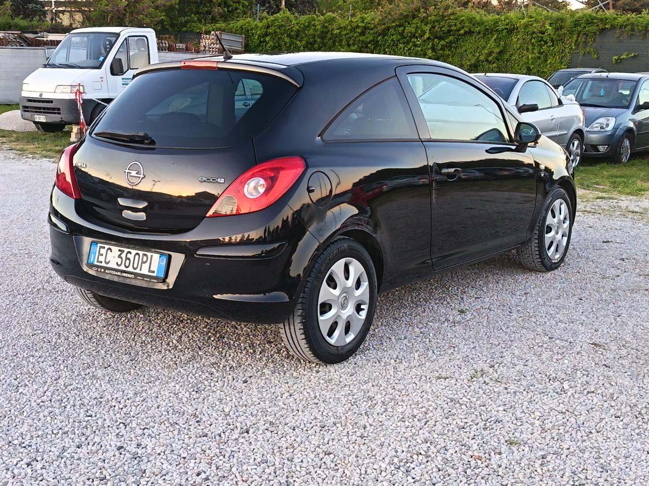 Opel Corsa 1.3 CDTI 95CV ecoFLEX 3 porte Edition km 168.000 CERTIFICATI NEOPATENTATI