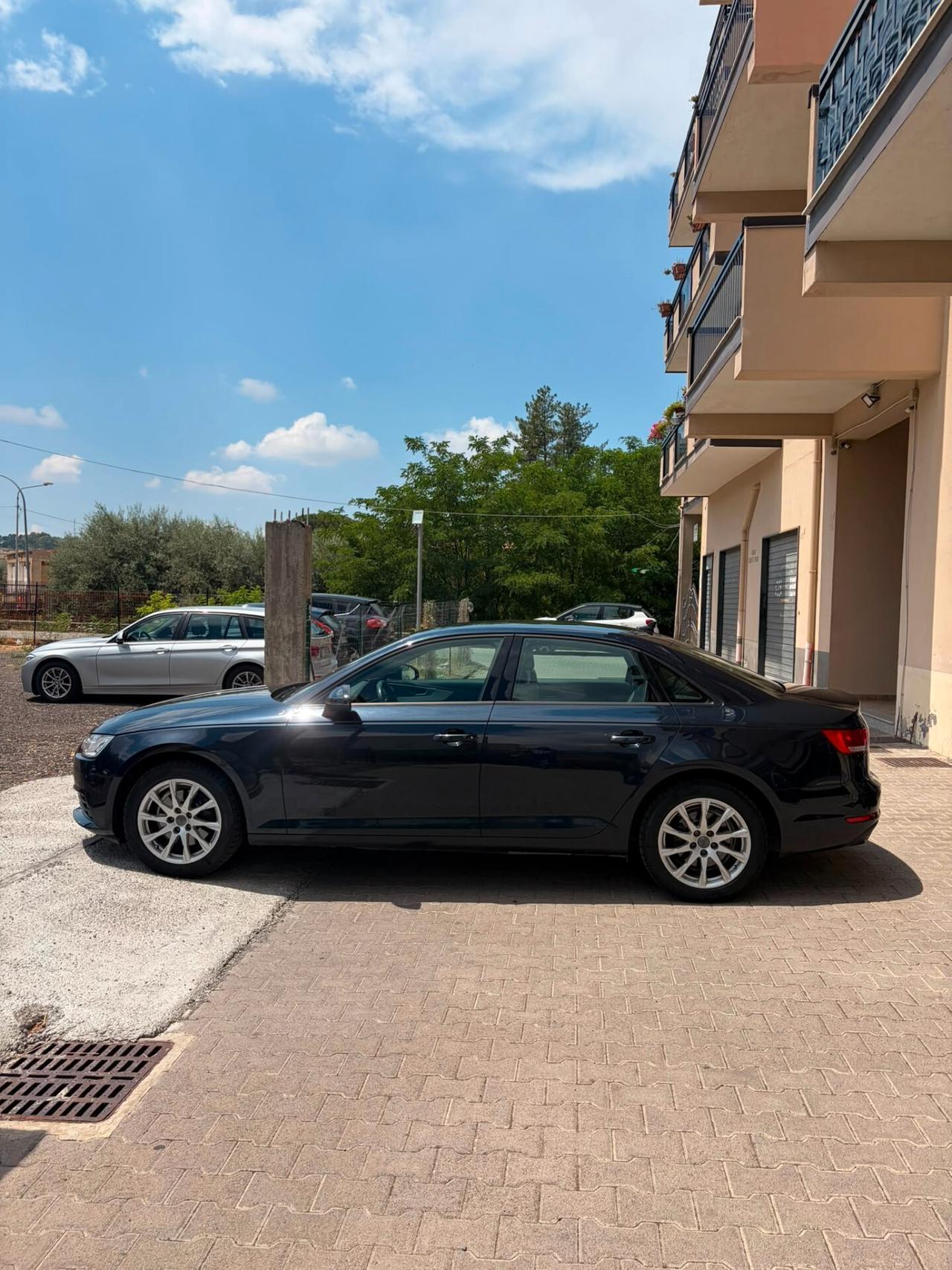 Audi A4 2.0 TDI 150 CV ultra S tronic Business
