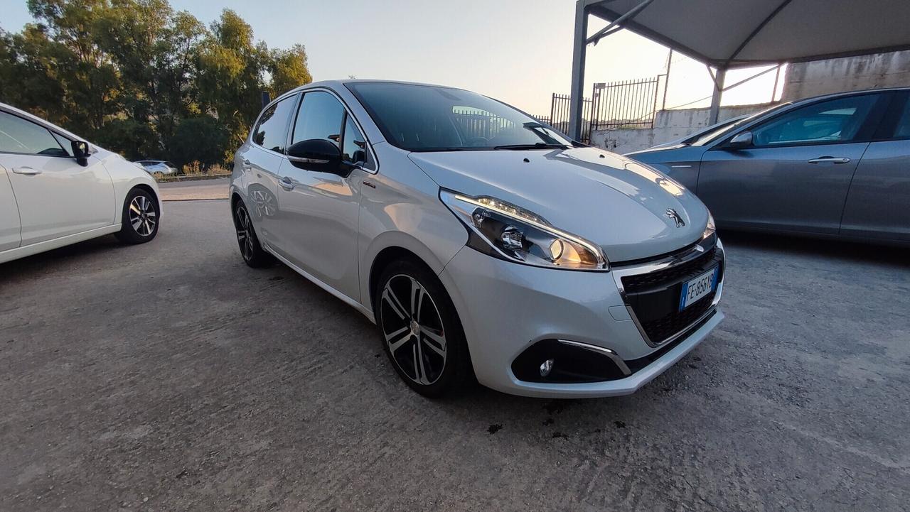 Peugeot 208 BlueHDi 100 5 porte GT Line