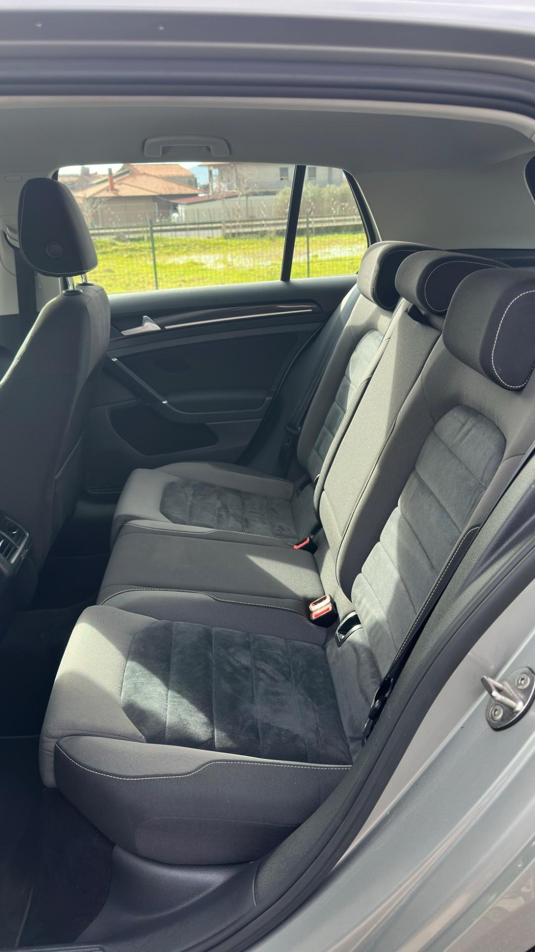 Volkswagen Golf 1.6 TDI 5p. Highline BlueMotion Technology