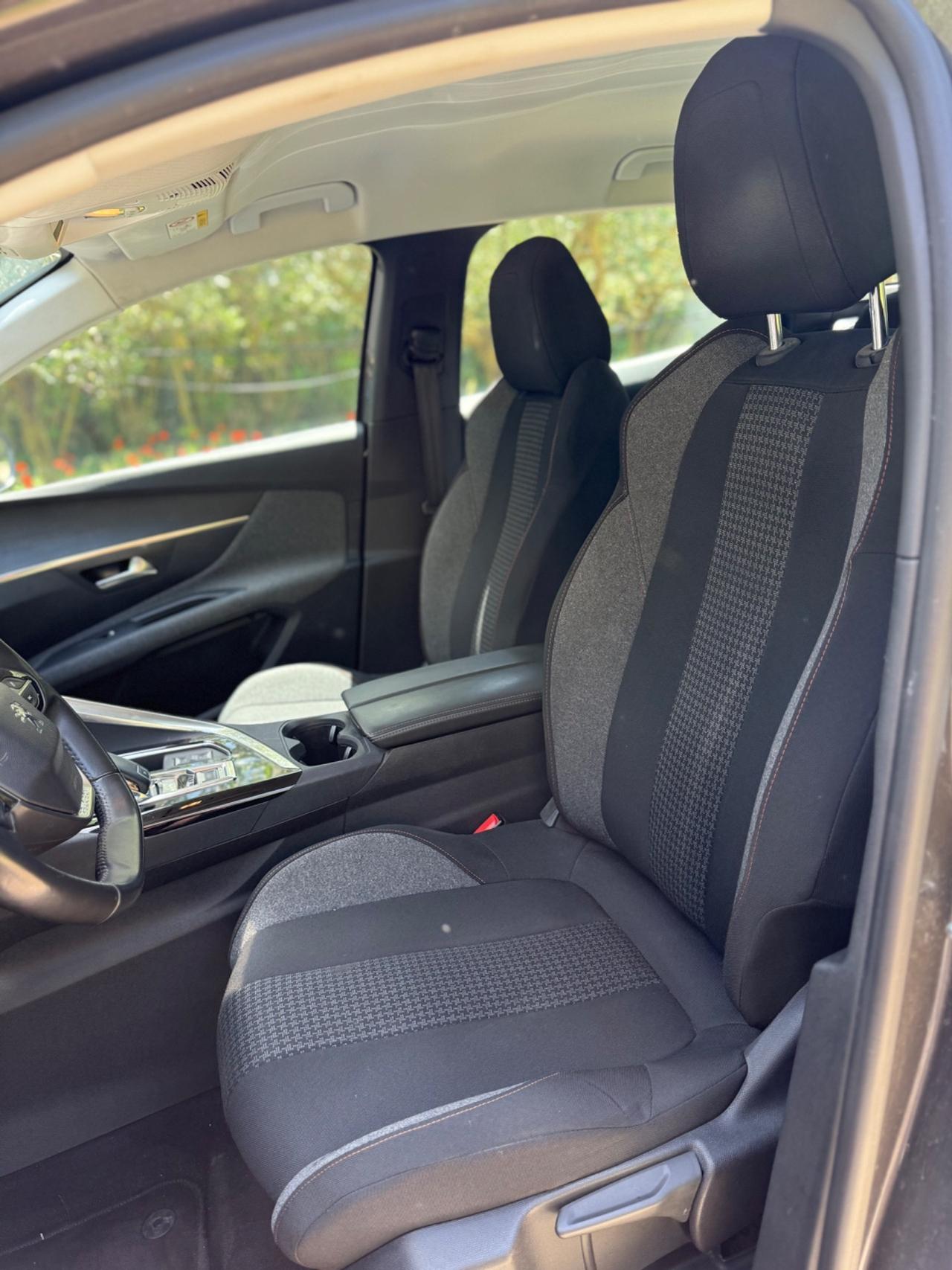 Peugeot 3008 BlueHDi 130 S&S EAT8 Allure Pack