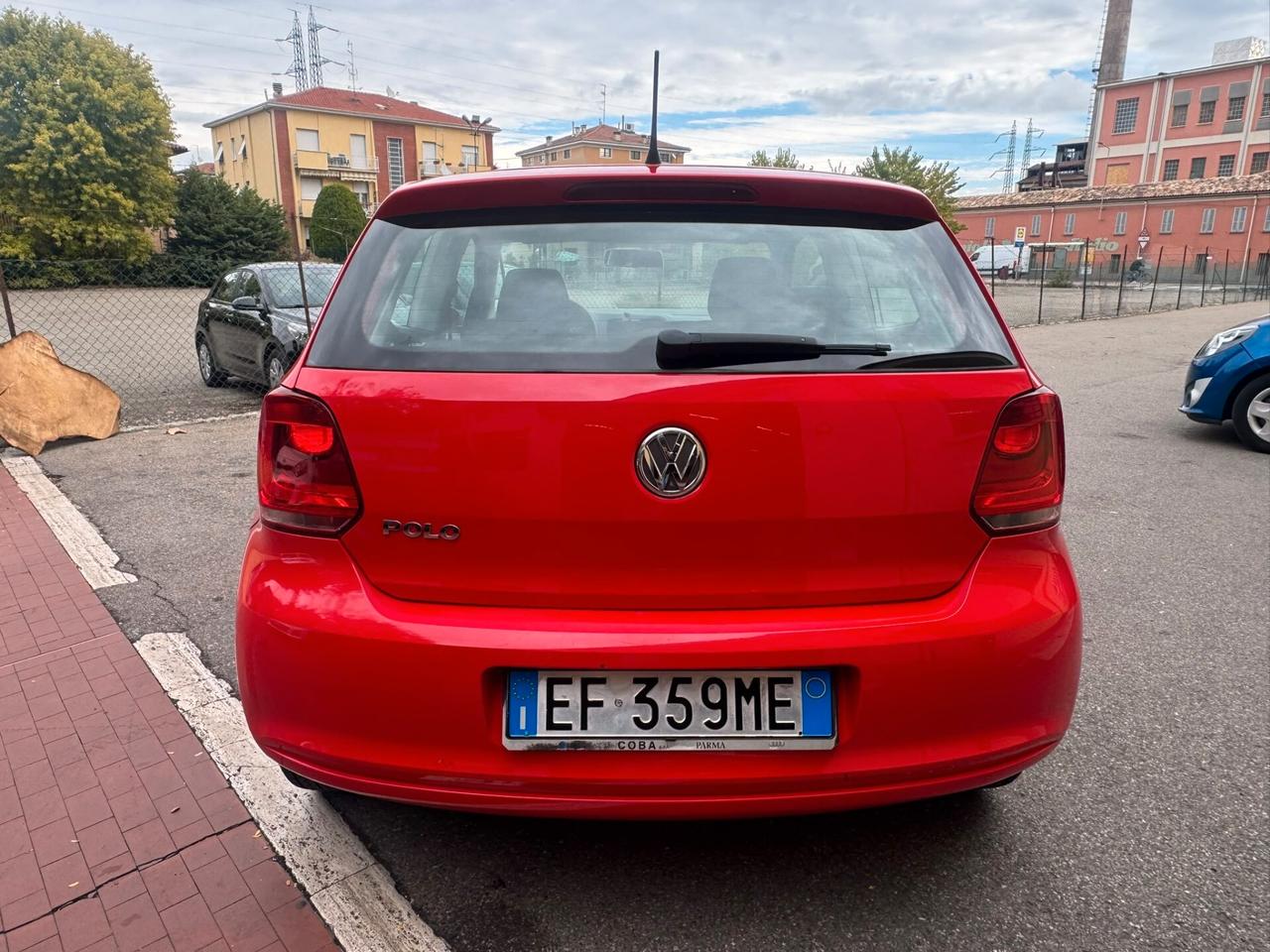 Volkswagen Polo 2010 1.2 Benz TRENDLINE 137.000 KM