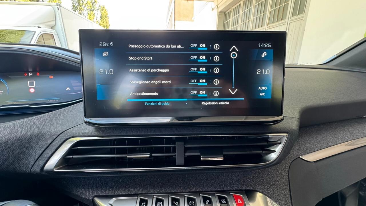Peugeot 5008 1.5 bluehdi AllurePack GARANZIA36MESI