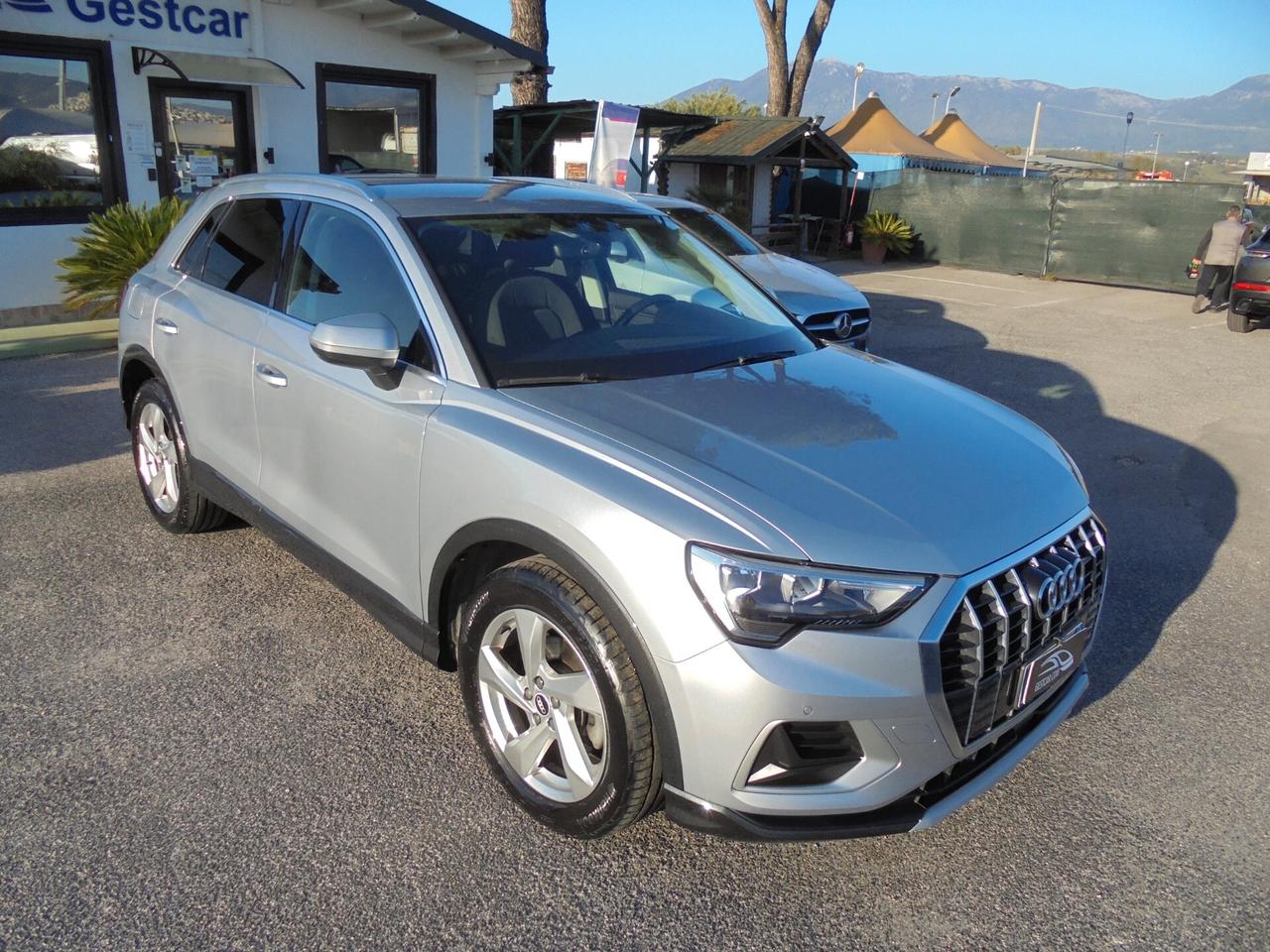 Audi Q3 35 TFSI S tronic Business Advanced