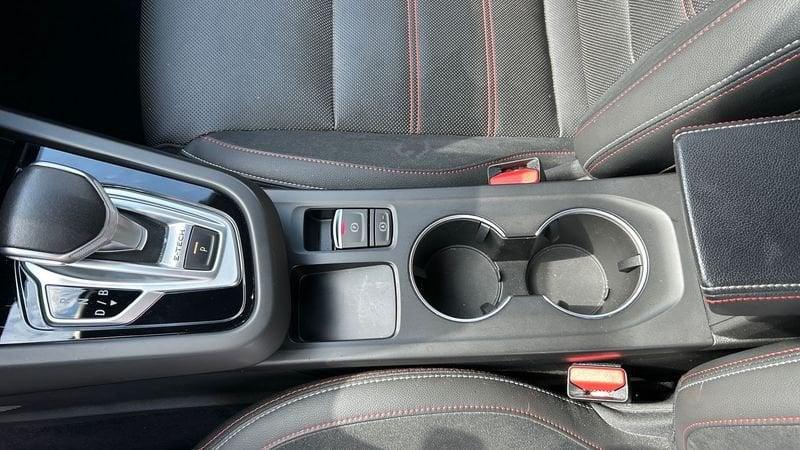 Renault Arkana 1.6 E-Tech full hybrid R.S. Line Fast Track 145cv
