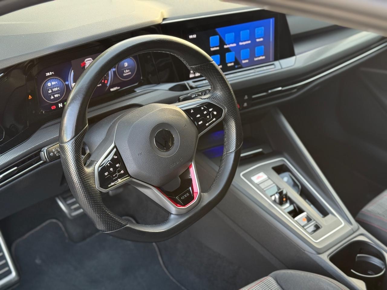 Volkswagen Golf GTI 2.0 TSI