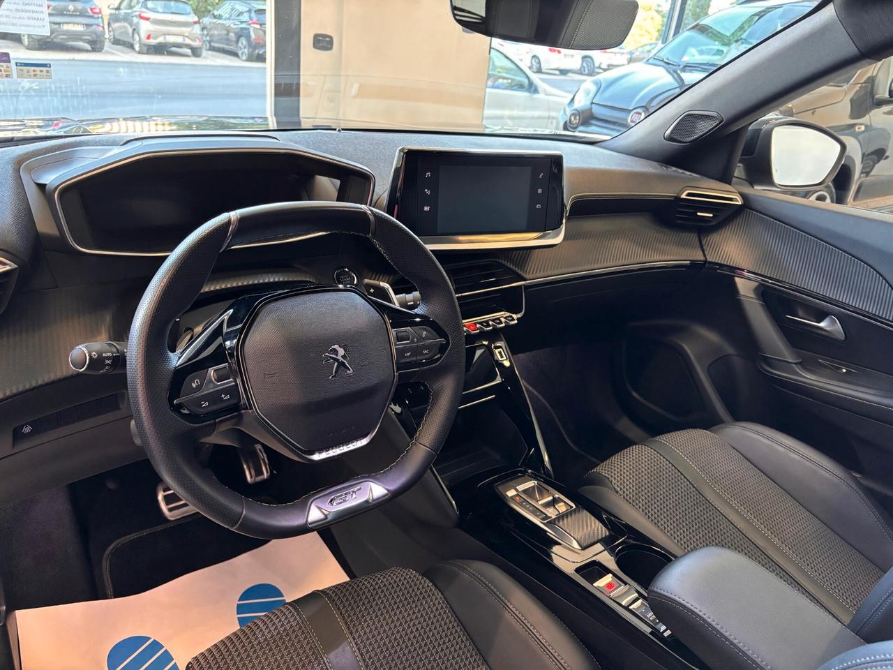 Peugeot 2008 1.5 BlueHDi 130CV S&S EAT8 GT