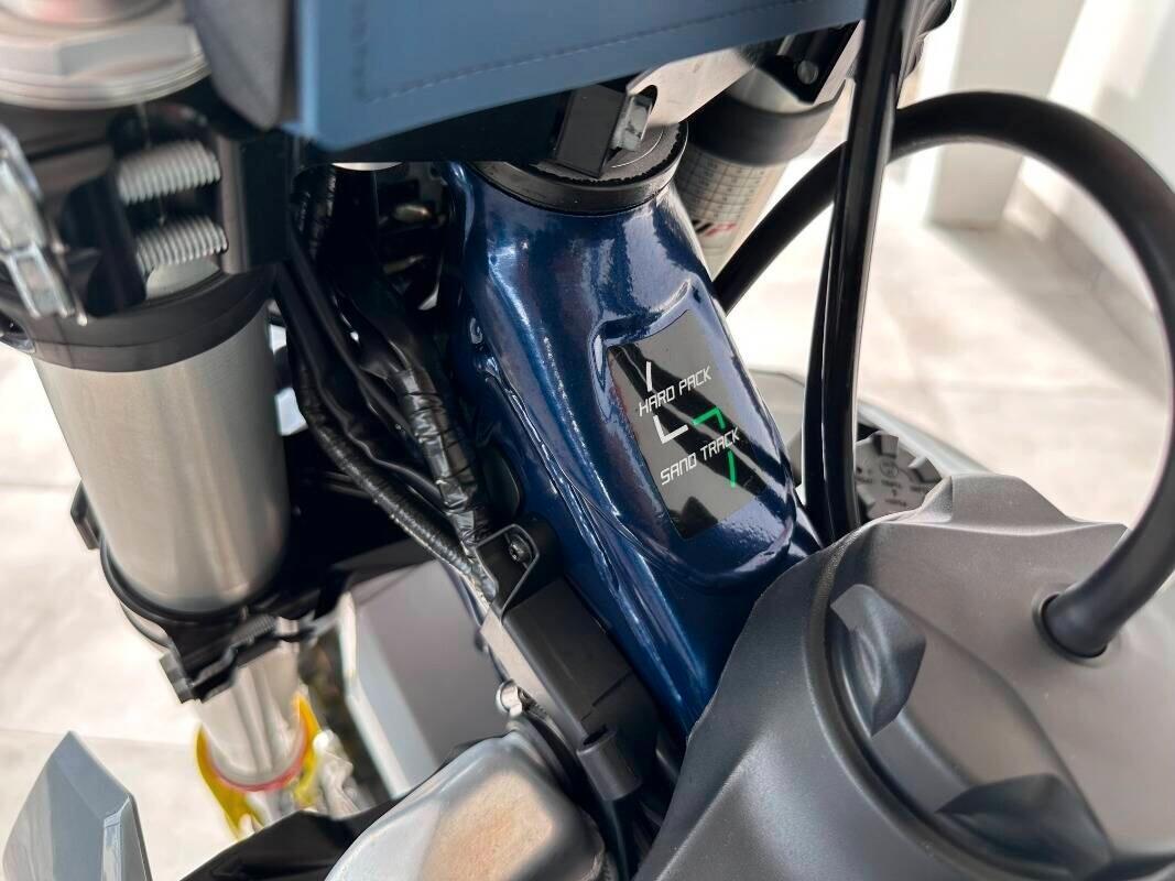 Husqvarna TC 125 2T | modello Cross omologato Enduro 2025