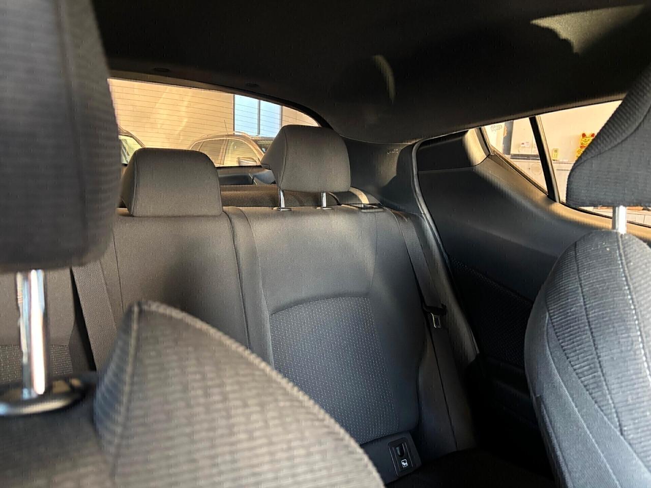 Toyota C-HR 1.8 Ibrida Cambio Automatico Neopatentati