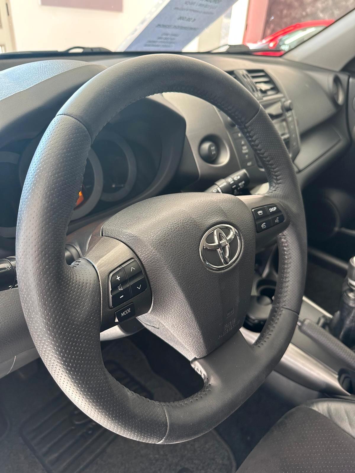 Toyota RAV 4 RAV4 Crossover 2.2 D-4D 150 CV DPF Exclusive