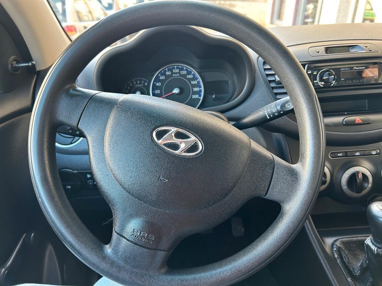 Hyundai i10 1.1 Benz 68cv COMFORT