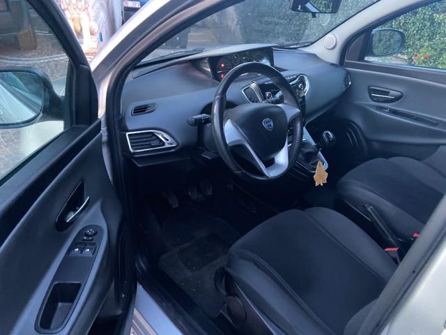 LANCIA Ypsilon 1.3 MJT 16V 95 CV 5 porte S&S Silver