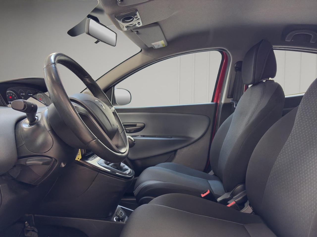 Lancia Ypsilon 1.2 Silver 69cv