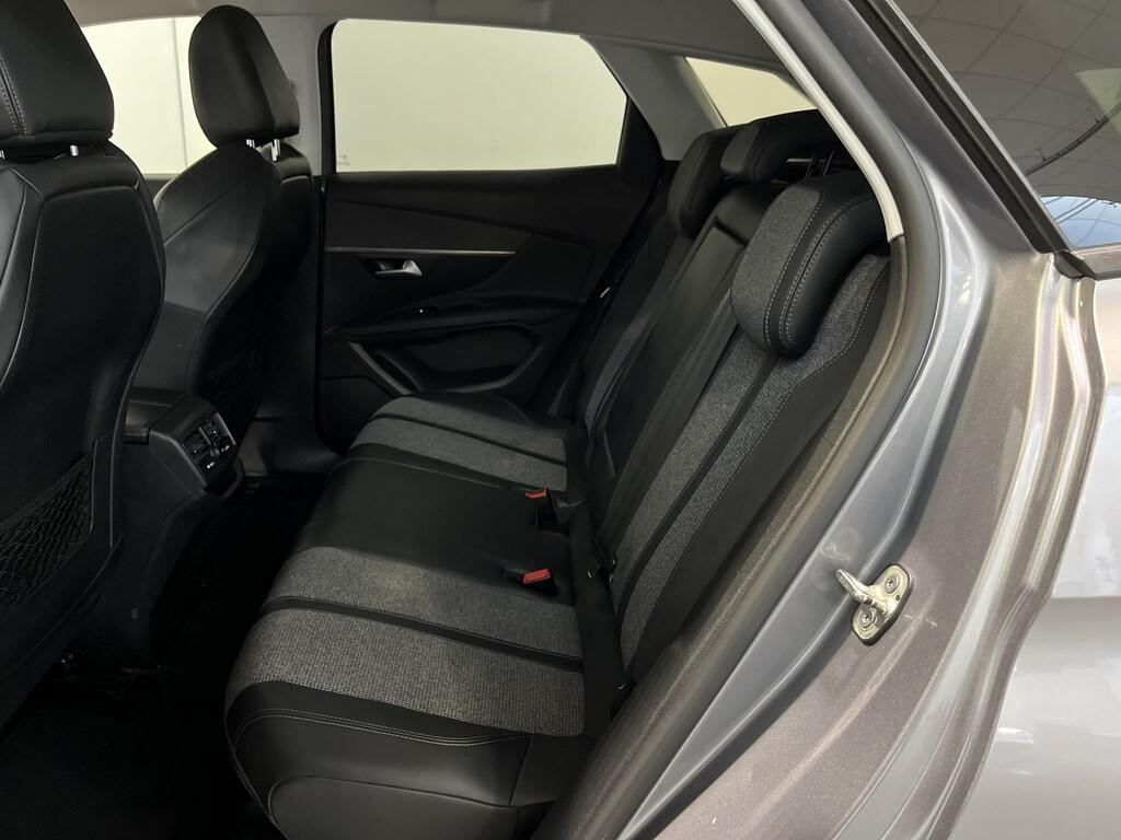 Peugeot 3008 1.5 bluehdi Allure s&s 130cv eat8