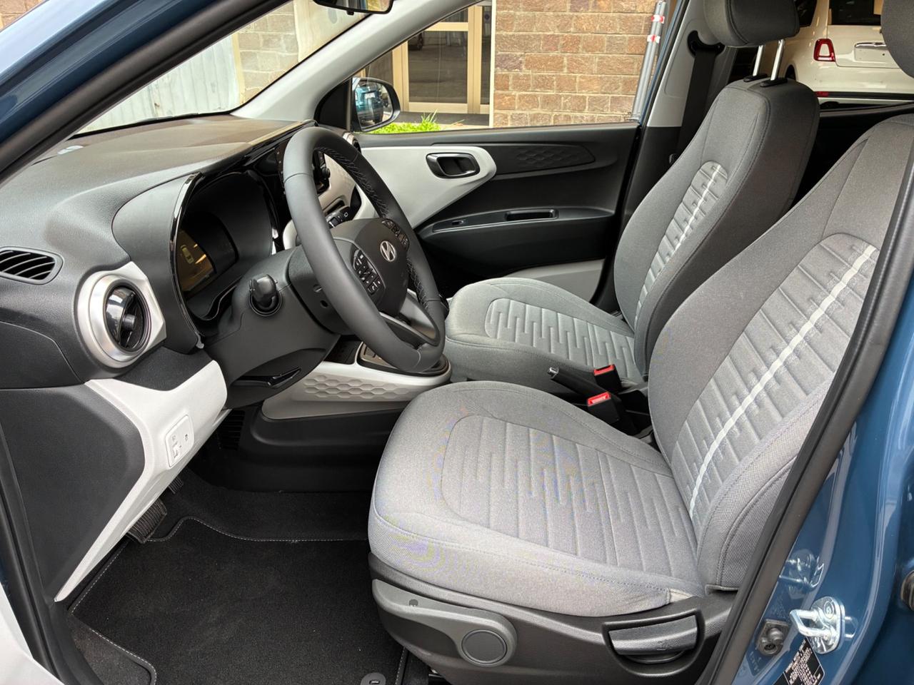 Hyundai i10 1.0 MPI AT Prime cambio auto