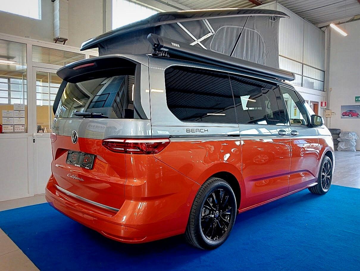 Volkswagen T7 California TRICOLOR TOUR TDI DSG LED 360 *OK 104 E AUTOCARRO*