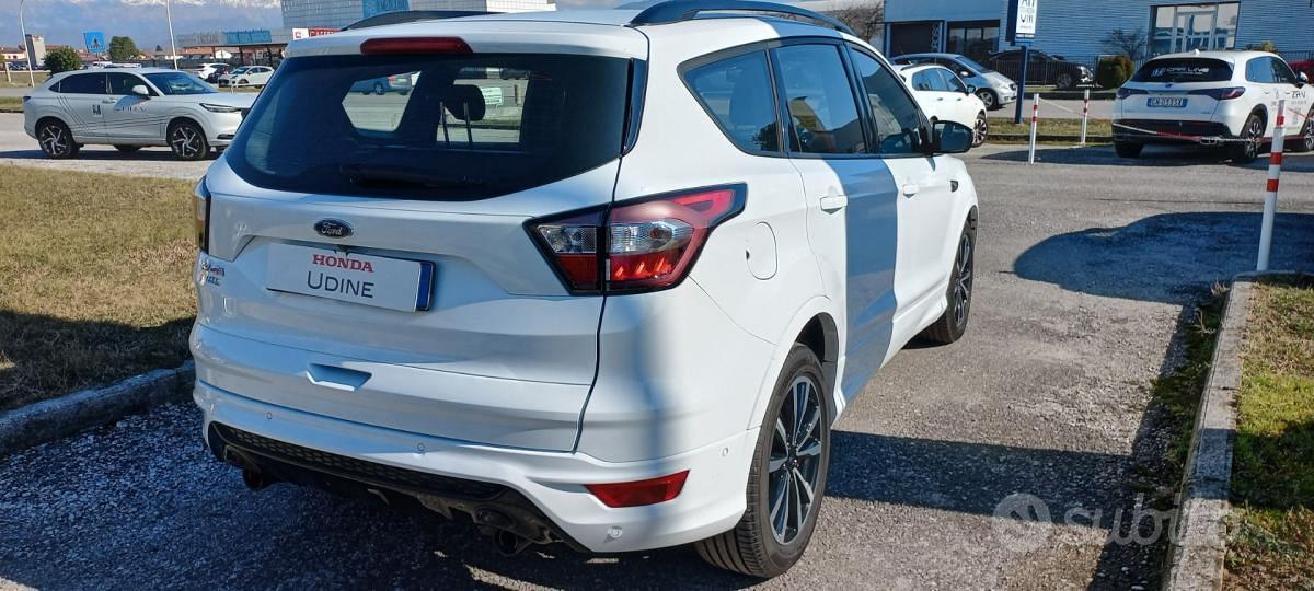 Ford Kuga 2.0 TDCI 120CV S&S 2WD Pow.ST-Line