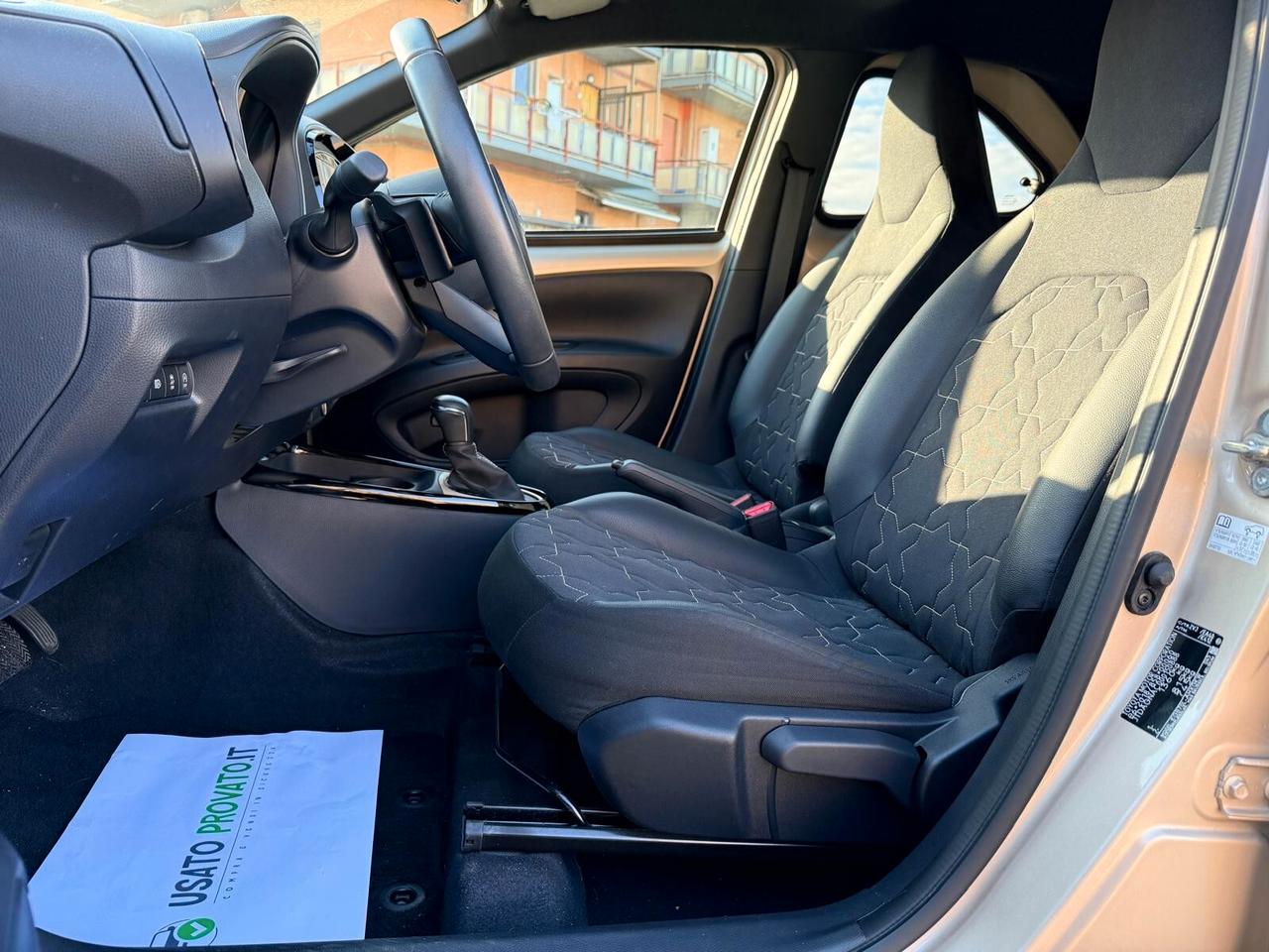 Toyota Aygo X 1.0 AUTOMATICA 18.000KM ORIGINALI
