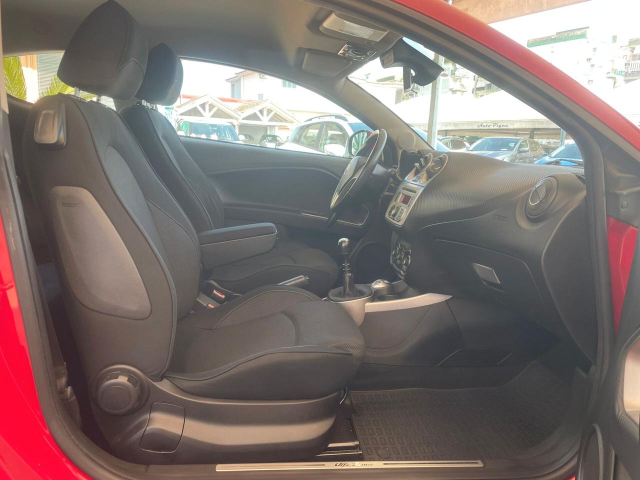 Alfa Romeo MiTo 1.4 T 120 CV GPL Distinctive Sport Pack