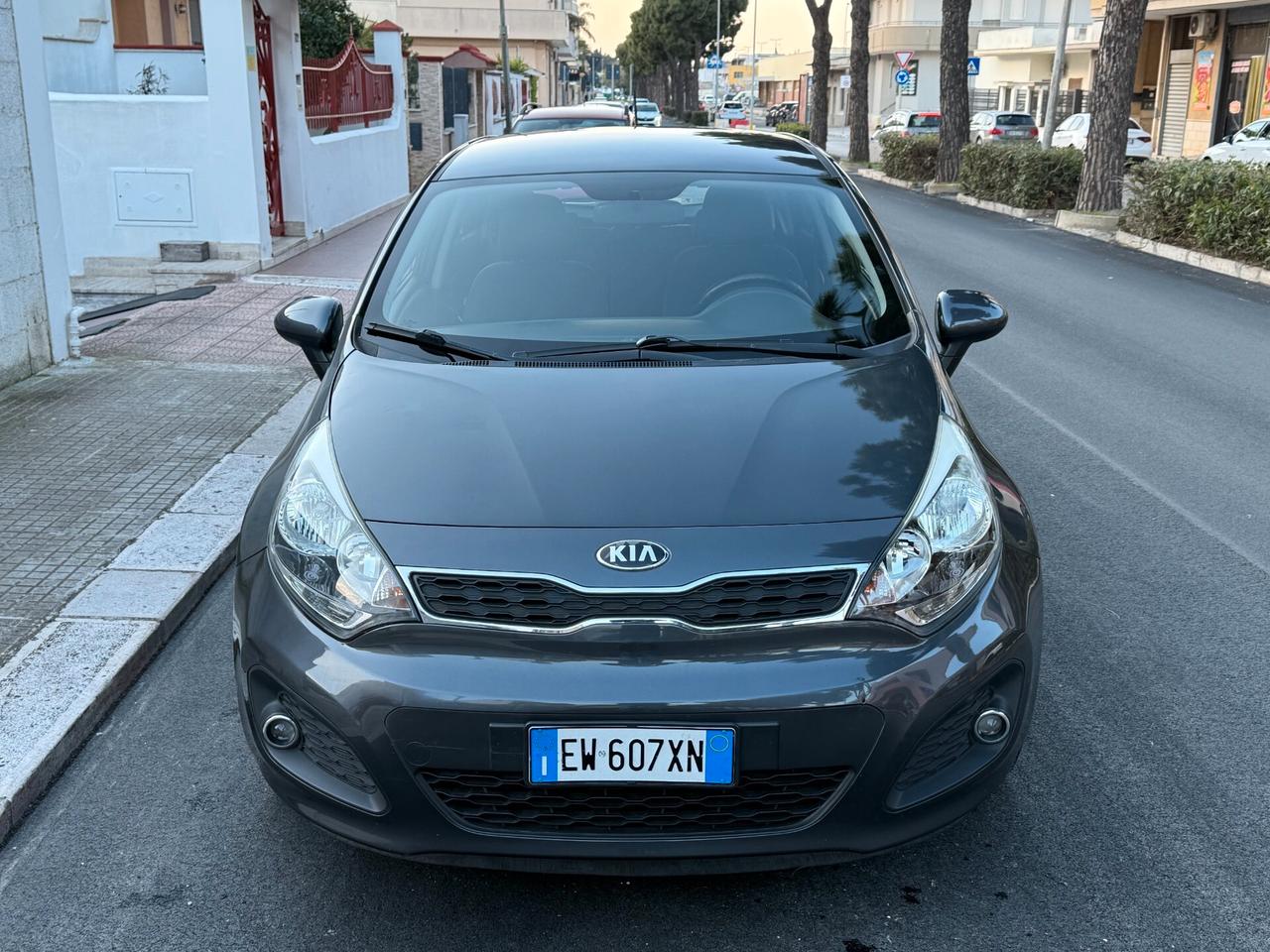 Kia Rio 1.1 CRDi 75CV 5P. Cool - 2014