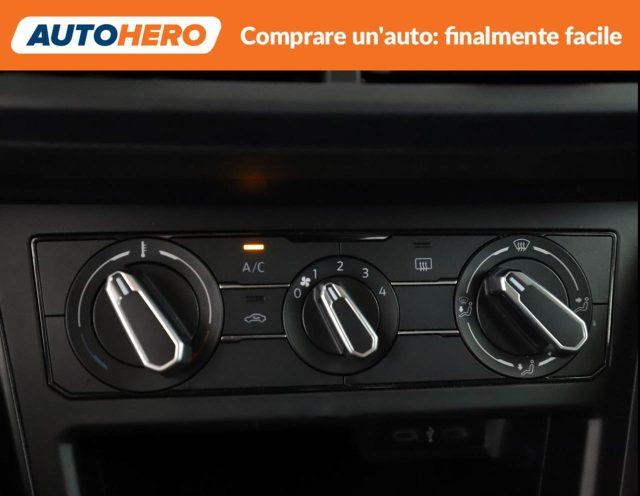 VOLKSWAGEN Polo 1.0