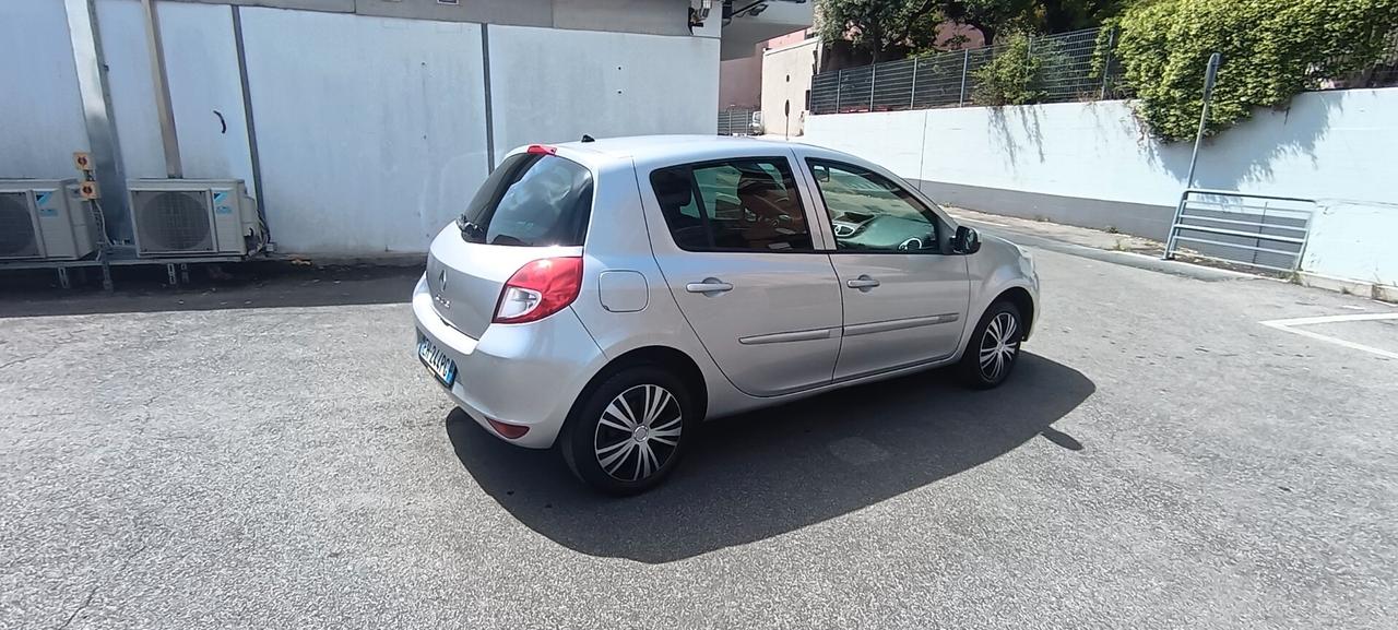 Renault Clio 1.2 16V 5 porte Yahoo!