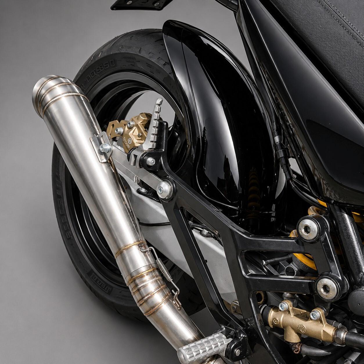 Ducati Monster 620 Dark