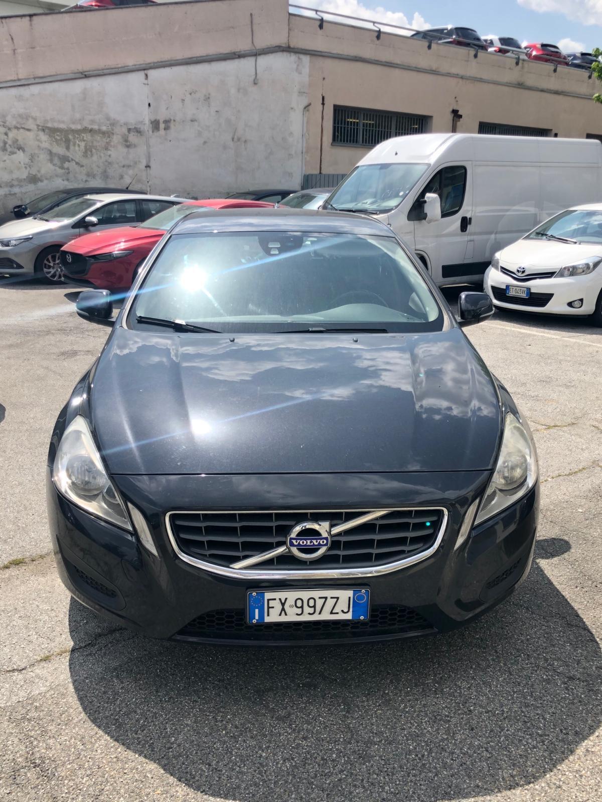 Volvo V60 D3 2.0DIESEL 160CV STOFFA MANUALE NAVIGATORE
