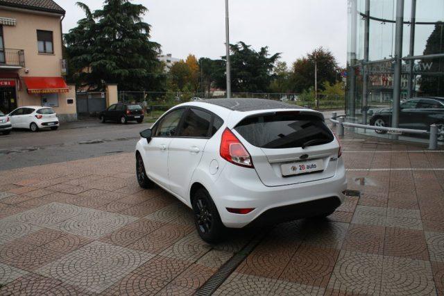 FORD Fiesta 1.2 82CV 5 porte Black & White Edition