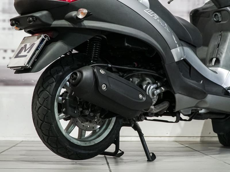 Piaggio MP3 300 LT
