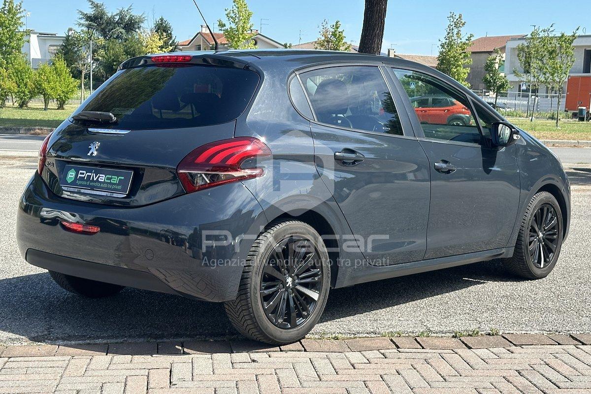 PEUGEOT 208 1° serie PureTech 82 5 porte Black Line