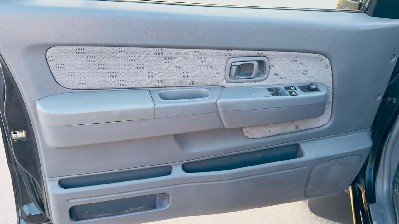 Nissan King Cab Navara 2.5