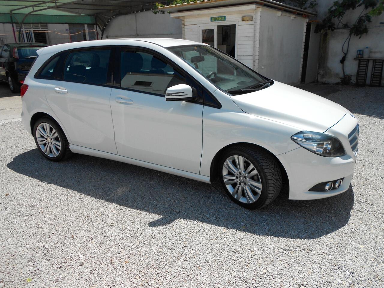 Mercedes-benz B 180 B 180 CDI BlueEFFICIENCY Premium