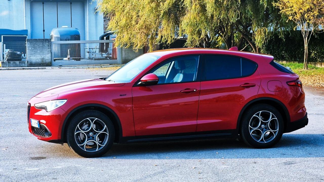 Alfa Romeo Stelvio 2.2 Turbodiesel 190 CV AT8 Q4 Sprint