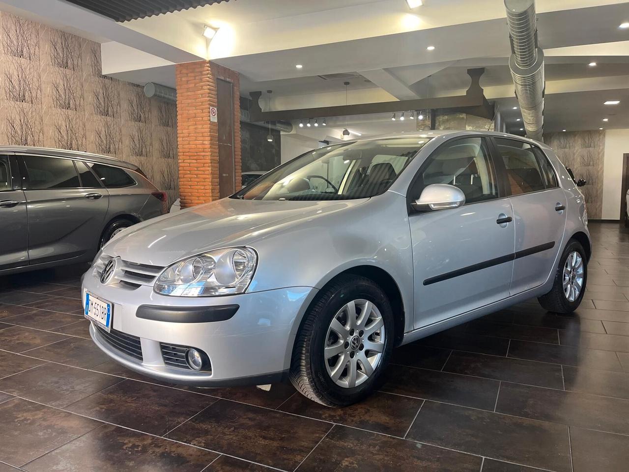 Volkswagen Golf 1.6 5p. Comfortline