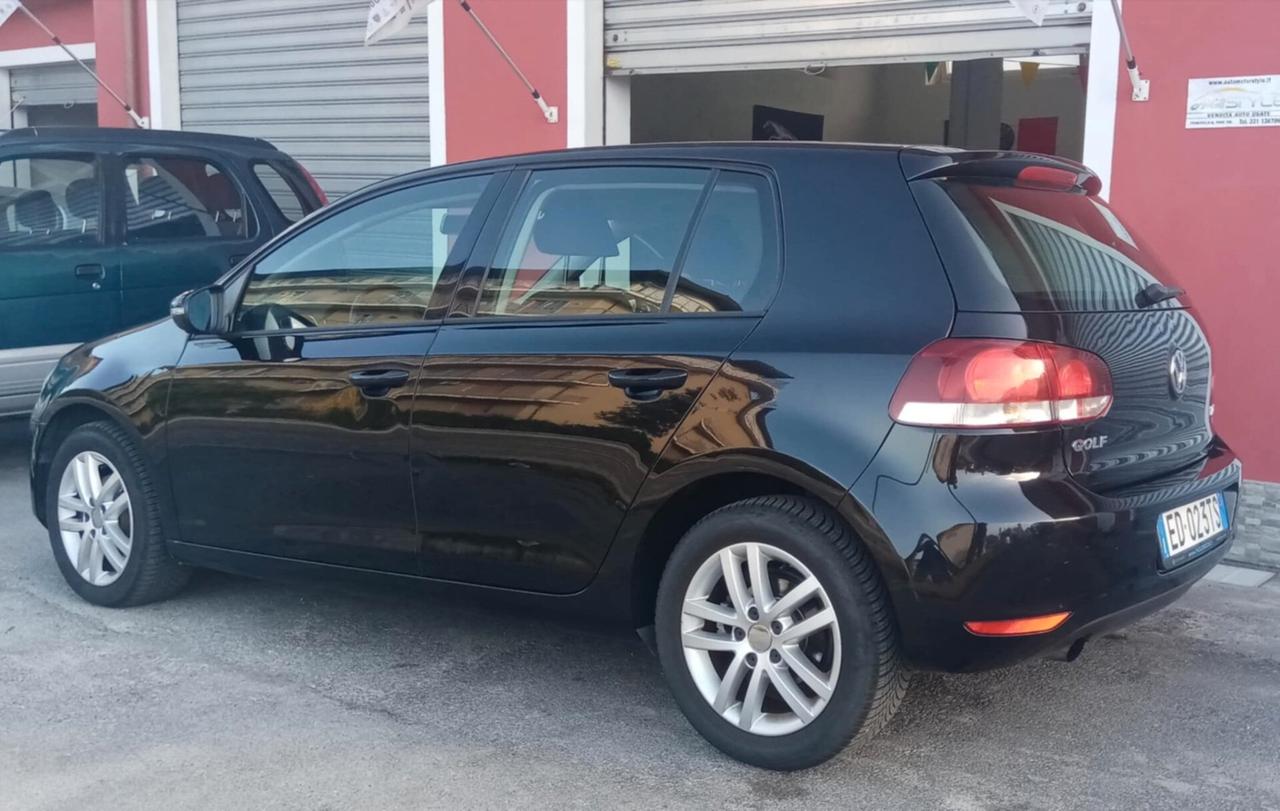 Volkswagen Golf 1.6 TDI DPF 5p. Highline